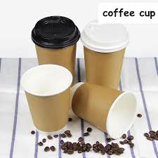 Mga tasa ng kape sa papel